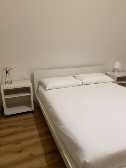 Apartamento La Casa Di Amalia Rho Exterior foto